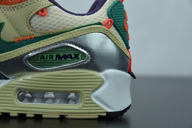 Nike Air Max 90 Trail Team Gold Nike Air Max 90 Trail Team Gold