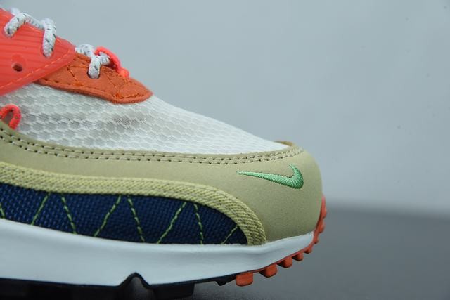 Nike Air Max 90 Trail Team Gold Nike Air Max 90 Trail Team Gold
