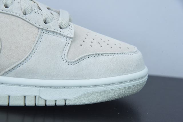 NK Dunk Low PRM “Vast Grey” NK Dunk Low PRM “Vast Grey”
