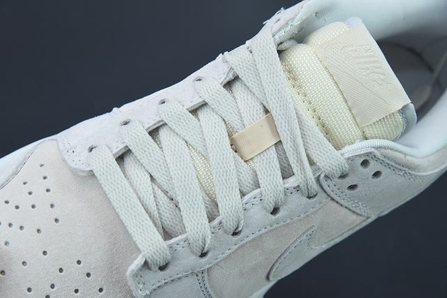 NK Dunk Low PRM “Vast Grey” NK Dunk Low PRM “Vast Grey”
