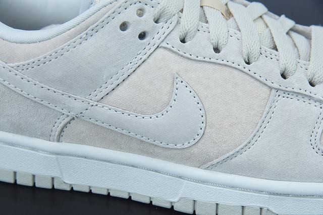 NK Dunk Low PRM “Vast Grey” NK Dunk Low PRM “Vast Grey”