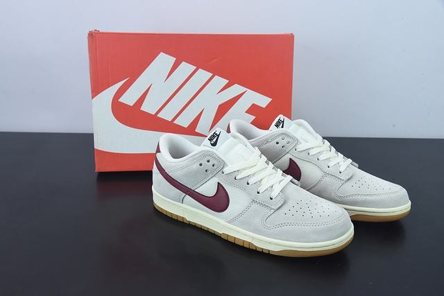 Nk By You SB Dunk Low Retro SP Nk By You SB Dunk Low Retro SP
