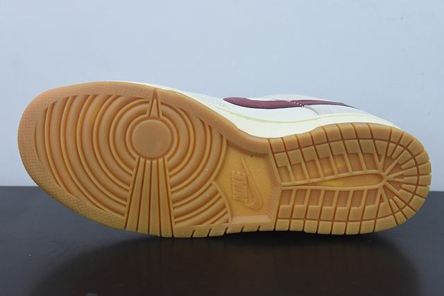 Nk By You SB Dunk Low Retro SP Nk By You SB Dunk Low Retro SP