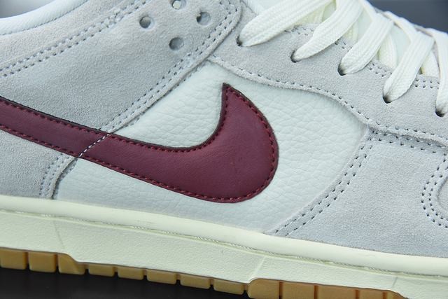 Nk By You SB Dunk Low Retro SP Nk By You SB Dunk Low Retro SP