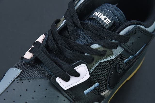 Nk Dunk Low SB Scrap Nk Dunk Low SB Scrap