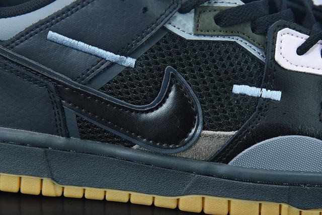 Nk Dunk Low SB Scrap Nk Dunk Low SB Scrap