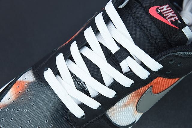 Nike Dunk Low Graffiti Black Red Nike Dunk Low Graffiti Black Red