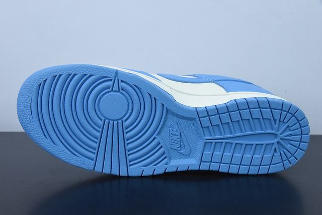 Nike Dunk Low Coast (W) Nike Dunk Low Coast (W)