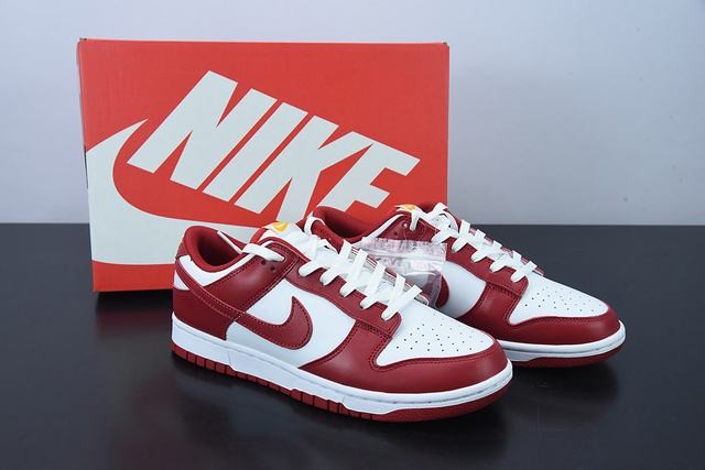 Nike Dunk Low USC Nike Dunk Low USC