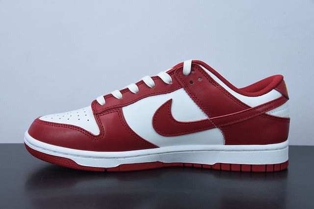 Nike Dunk Low USC Nike Dunk Low USC