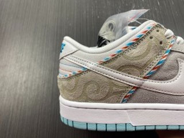 Nike Dunk Low SE Barber Shop Grey Nike Dunk Low SE Barber Shop Grey