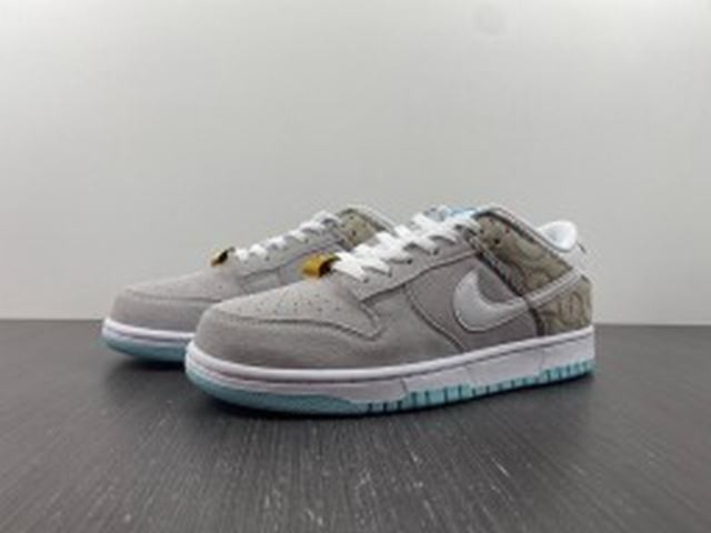 Nike Dunk Low SE Barber Shop Grey Nike Dunk Low SE Barber Shop Grey