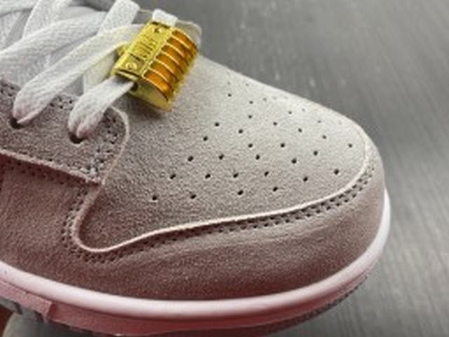 Nike Dunk Low SE Barber Shop Grey Nike Dunk Low SE Barber Shop Grey