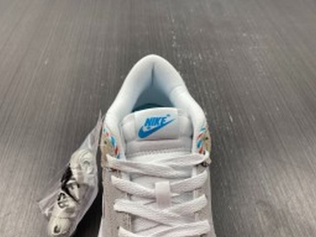 Nike Dunk Low SE Barber Shop Grey Nike Dunk Low SE Barber Shop Grey