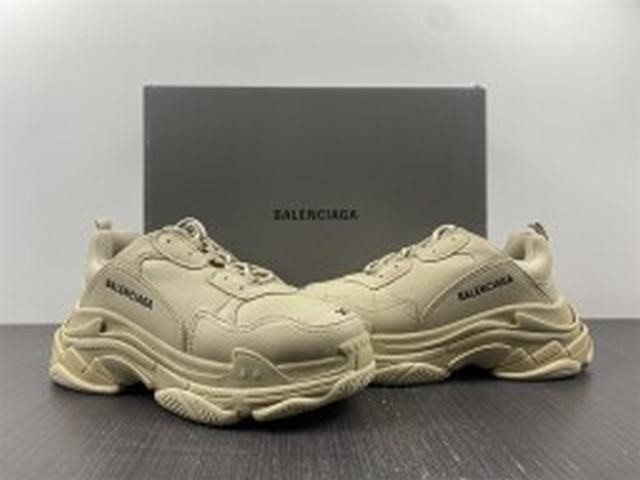BALENCIAGA TRIPLE S BALENCIAGA TRIPLE S