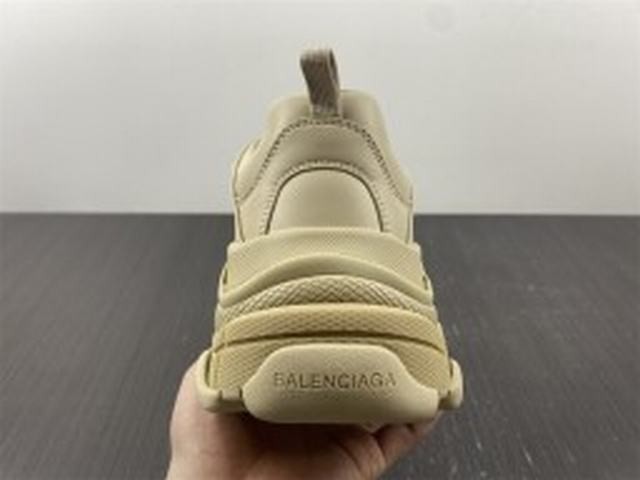 BALENCIAGA TRIPLE S BALENCIAGA TRIPLE S