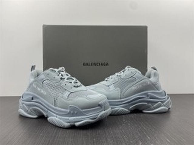 Balenciaga Triple S Pale Blue (W) Balenciaga Triple S Pale Blue (W)
