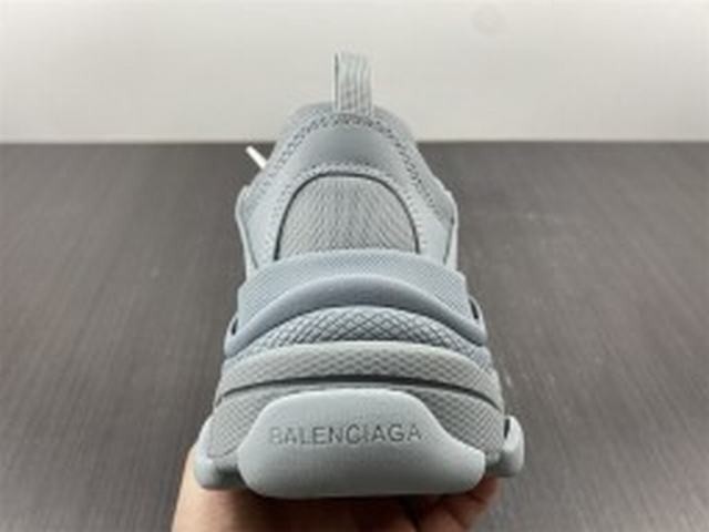 Balenciaga Triple S Pale Blue (W) Balenciaga Triple S Pale Blue (W)