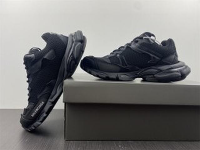 Balenciaga Balenciaga