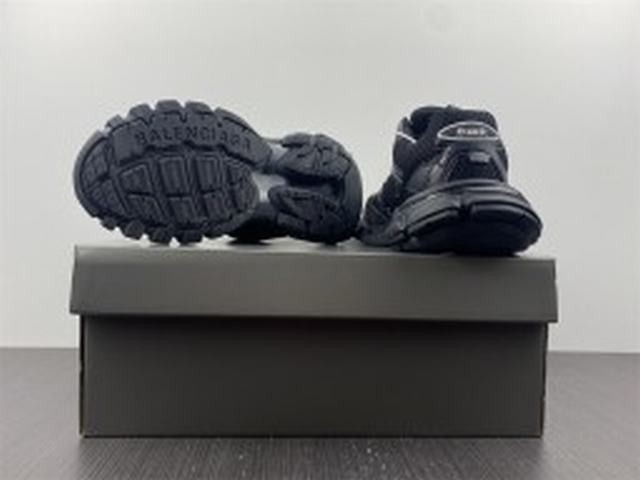 Balenciaga Balenciaga