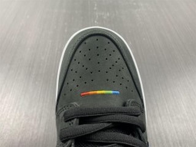 Nike SB Dunk Low Polaroid Nike SB Dunk Low Polaroid