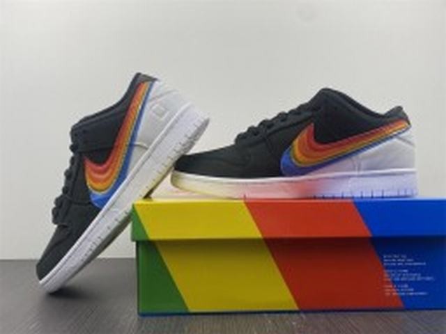 Nike SB Dunk Low Polaroid Nike SB Dunk Low Polaroid