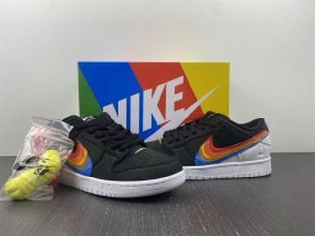 Nike SB Dunk Low Polaroid Nike SB Dunk Low Polaroid