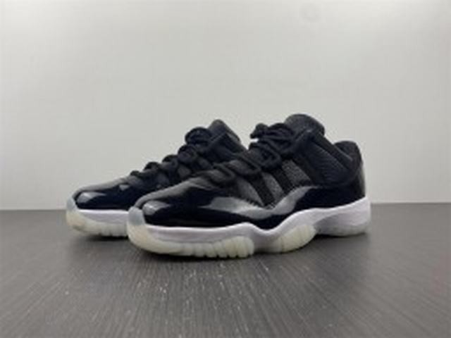 Jordan 11 Retro Low 72-10 Jordan 11 Retro Low 72-10