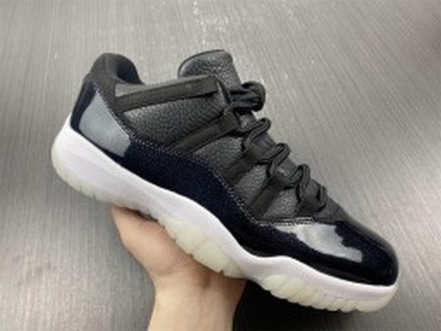 Jordan 11 Retro Low 72-10 Jordan 11 Retro Low 72-10
