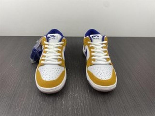 Nike SB Dunk Low Laser Orange Nike SB Dunk Low Laser Orange
