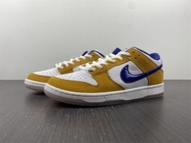 Nike SB Dunk Low Laser Orange Nike SB Dunk Low Laser Orange