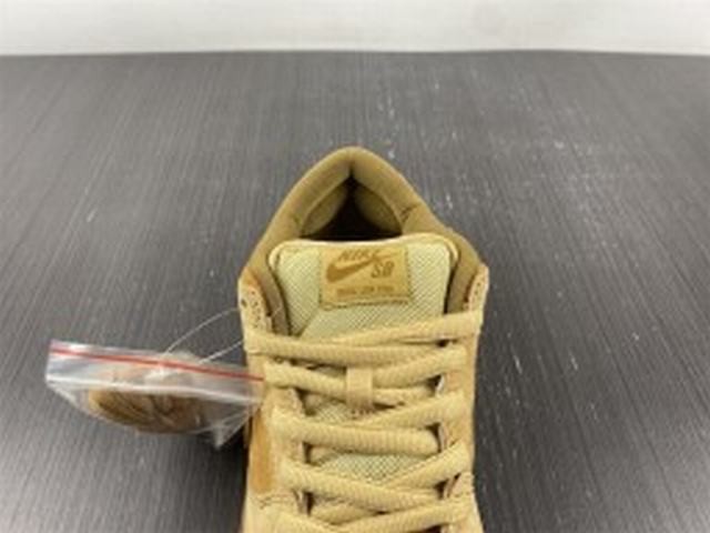 Nike SB Dunk Low Reese Forbes Wheat Nike SB Dunk Low Reese Forbes Wheat