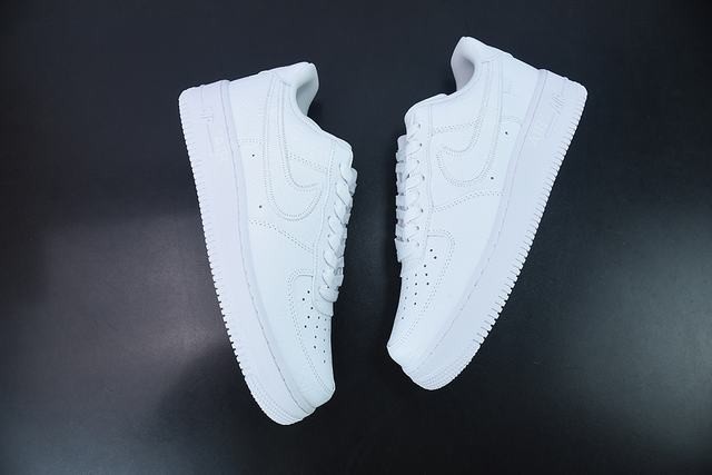 x Nk Air Force 1'07 Low x Nk Air Force 1'07 Low