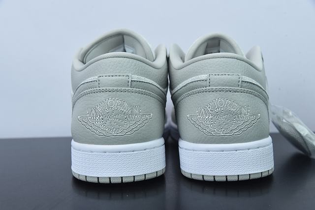 O05M3 AJ1 Low O05M3 AJ1 Low