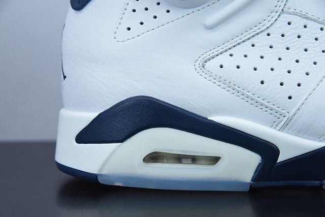 Jordan 6 Retro Midnight Navy (2022) Jordan 6 Retro Midnight Navy (2022)