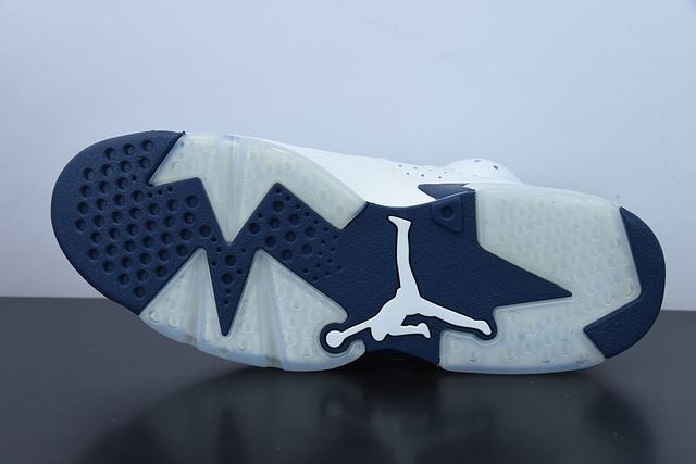 Jordan 6 Retro Midnight Navy (2022) Jordan 6 Retro Midnight Navy (2022)
