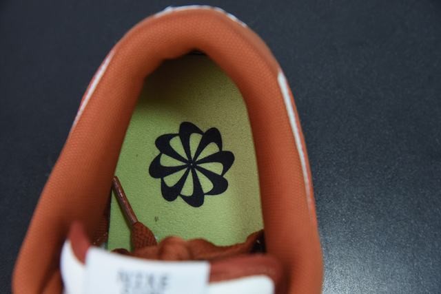 Nike Dunk Low Retro Sun Club Burn Sunrise Nike Dunk Low Retro Sun Club Burn Sunrise