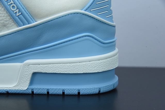 Louis Vuitton Trainer Low White Sky Blue Louis Vuitton Trainer Low White Sky Blue