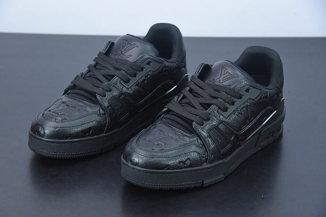 Louis Vuitton Trainer Black Louis Vuitton Trainer Black