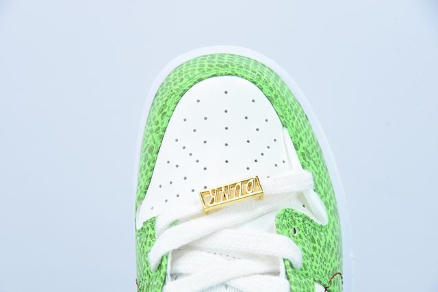 Nike Dunk Low Disrupt 2 Just Do It Snakeskin Green (W) Nike Dunk Low Disrupt 2 Just Do It Snakeskin Green (W)