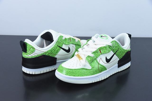 Nike Dunk Low Disrupt 2 Just Do It Snakeskin Green (W) Nike Dunk Low Disrupt 2 Just Do It Snakeskin Green (W)