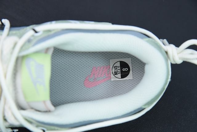 H01G4 NK SB Dunk Low H01G4 NK SB Dunk Low
