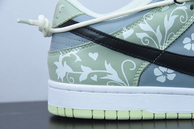 H01G4 NK SB Dunk Low H01G4 NK SB Dunk Low