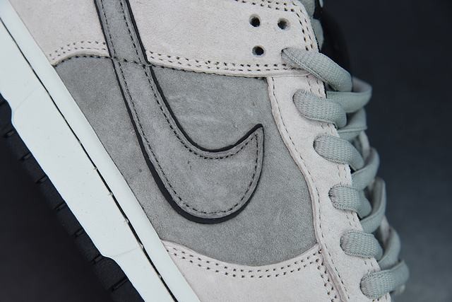 Otomo Katsuhiro x Nk SB Dunk Low Otomo Katsuhiro x Nk SB Dunk Low