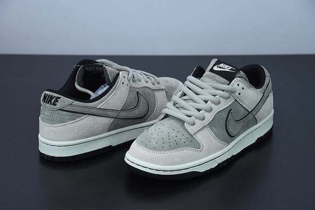 Otomo Katsuhiro x Nk SB Dunk Low Otomo Katsuhiro x Nk SB Dunk Low