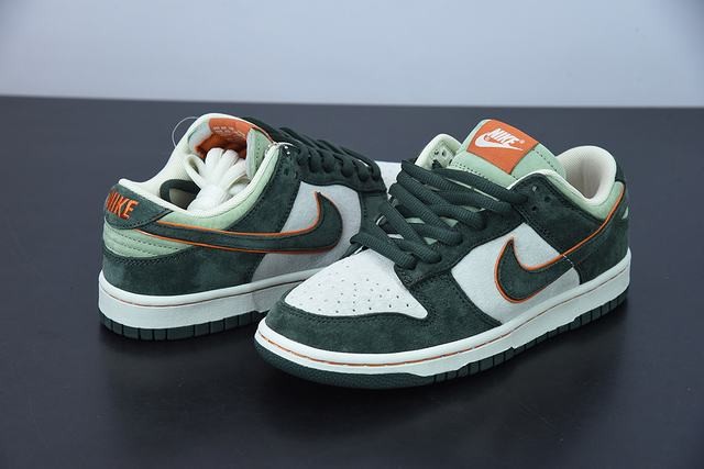 Nk SB Dunk Low Nk SB Dunk Low