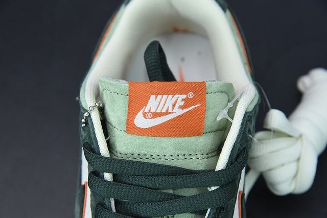 Nk SB Dunk Low Nk SB Dunk Low