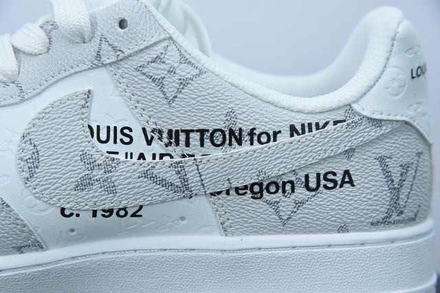x Air Force 1'07 x Air Force 1'07