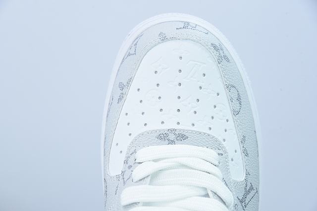 x Air Force 1'07 x Air Force 1'07