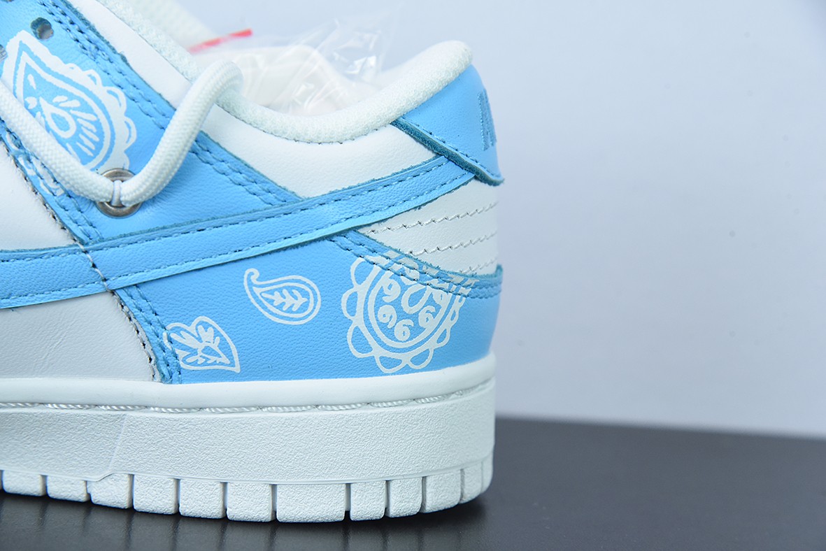 Nike Dunk Low “TRIPLE WHITE Nike Dunk Low “TRIPLE WHITE